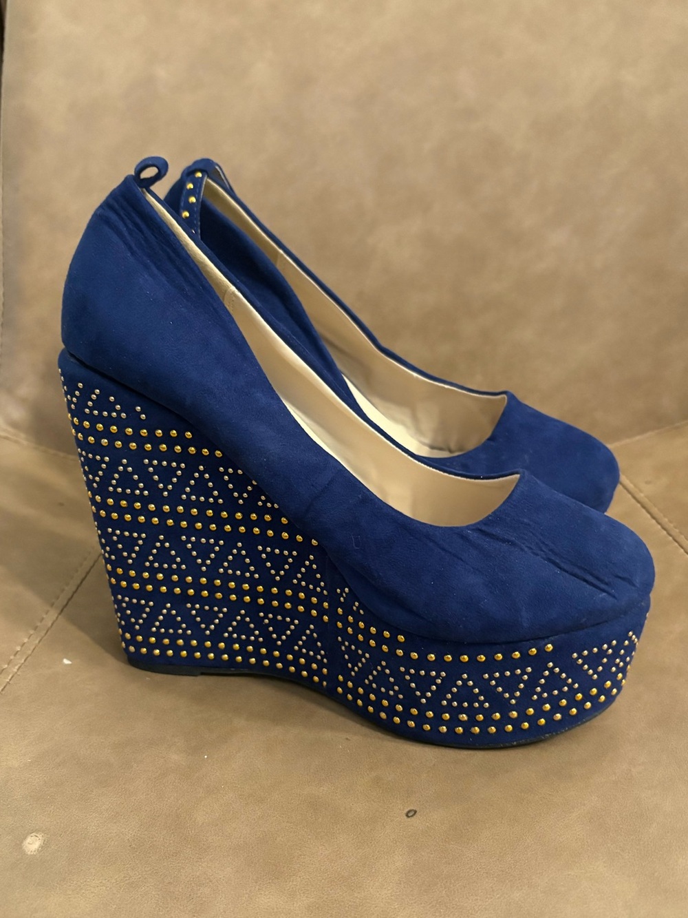 Torrid blue suede super high wedge studded shoes heels size 7